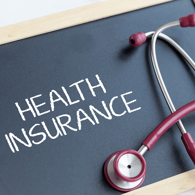 The Benefits of Offering Health Insurance to Employees