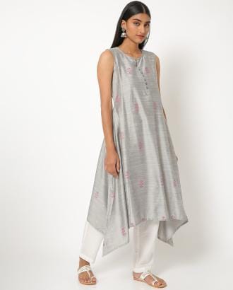 Flared Sleeveless Kurta with Dipped Hem