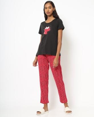 Graphic Print Nightsuit