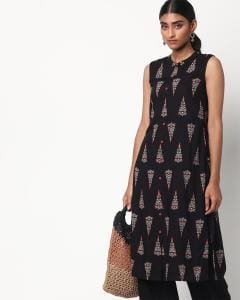 Printed Sleeveless Straight Kurta