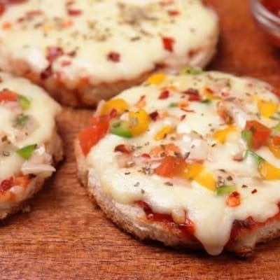 Bread Pizza