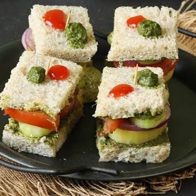 Veg Bombay sandwich 2 pc