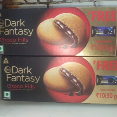 Dark fantasy bisket