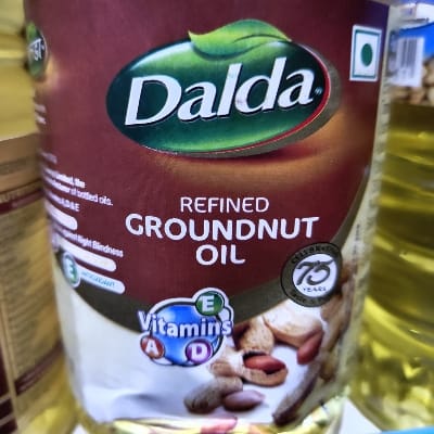 DALDA GROUNDNUTOIL