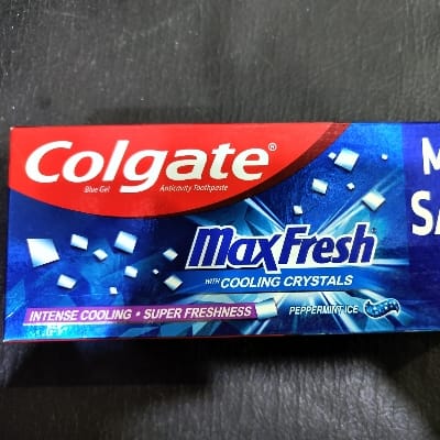 COLGATE MAXFRESH