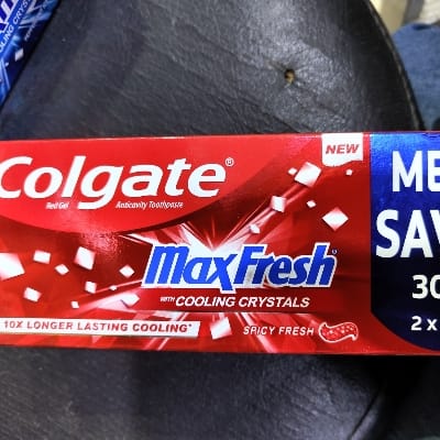 COLGATE MAXFRESH