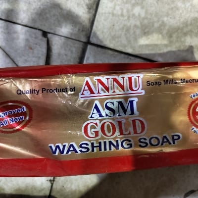 ANNU GOLD SOAP
