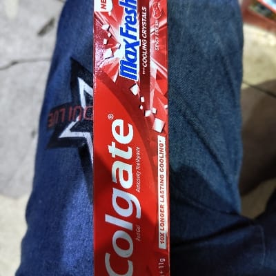 COLGATE MAXFRESH