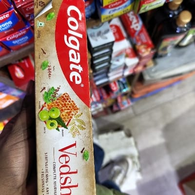 COLGATE VEDSHAKTI