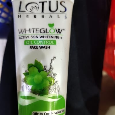 LOTUS FACE WASH