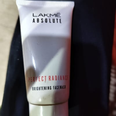 LAKME FACE WASH