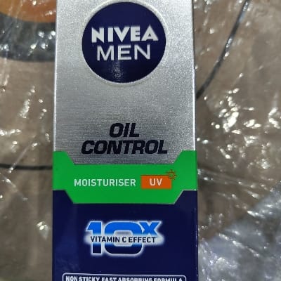 NIVEA MEN OILCONTROL