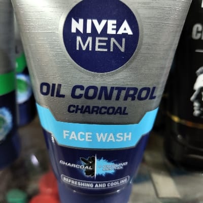 NIVEA CHARCOAL