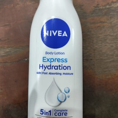 NIVEA LOTION
