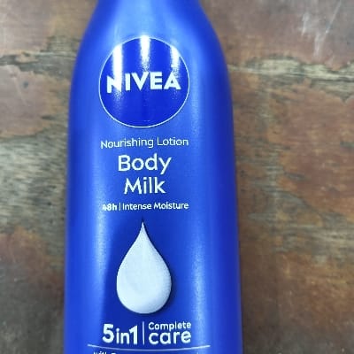 NIVEA BODY LOTION