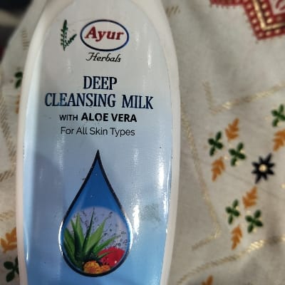AYUR CLEANSING MILK