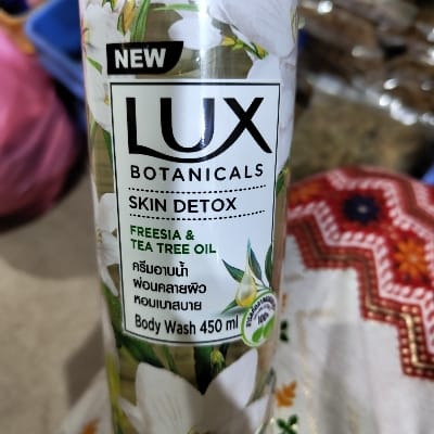 LUX BODY WASH