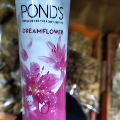 POND'S POWDER