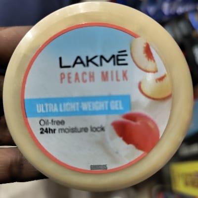 LAKME PEACH MILK