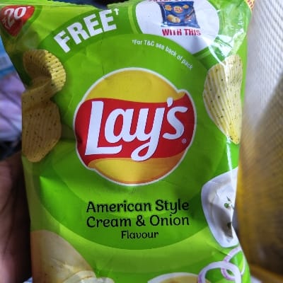 LAYS ONION FLAVOUR