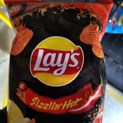 LAYS SIZZLIN HOT