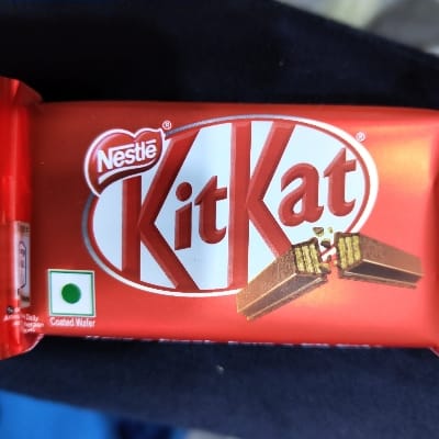 KIT KAT