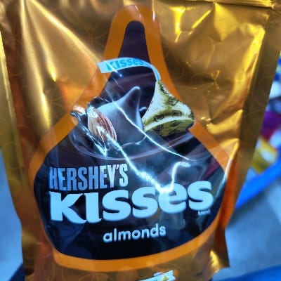 HERSHEY'S KISSES