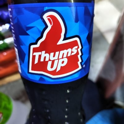 THUMS UP