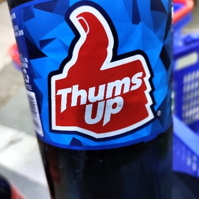 THUMS UP