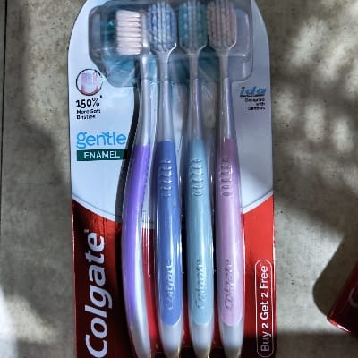 COLGATE ULTRA SOFT