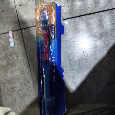 ORAL-B BEUSH