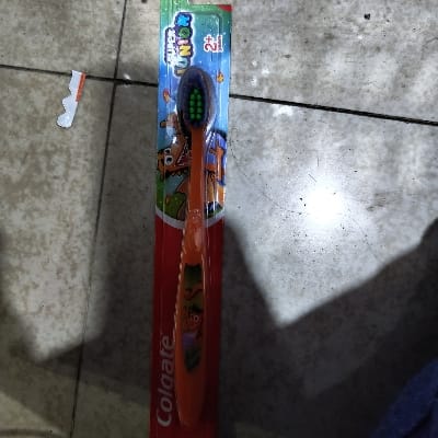 COLGATE JUNIOR BRUSH