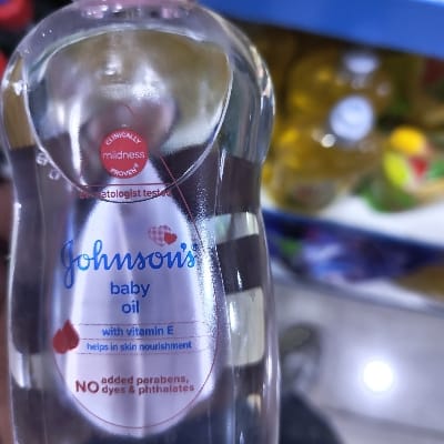 JOHNSON'S BABY OIL