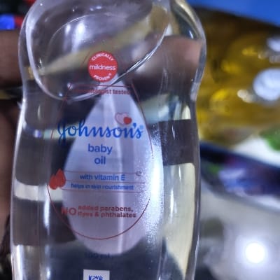 JOHNSON'S BABY OIL