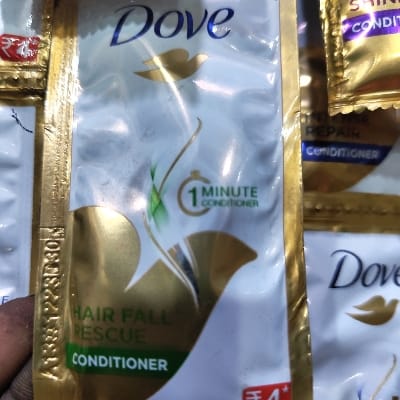 DOVE CONDITIONER