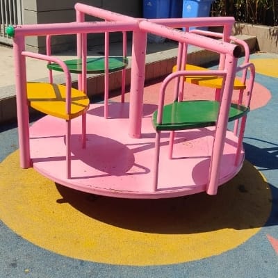 JE 50 MERRY GO ROUND