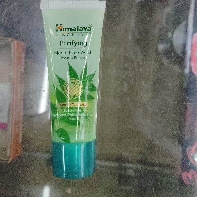 Himalaya neem face wash