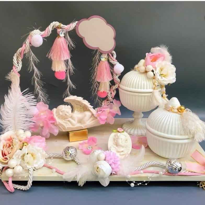 glass showpiece