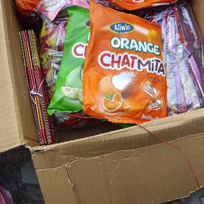 Orange Chat Mita