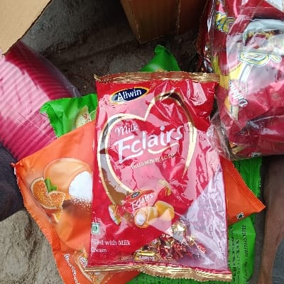 Allwin Milk Eclairs