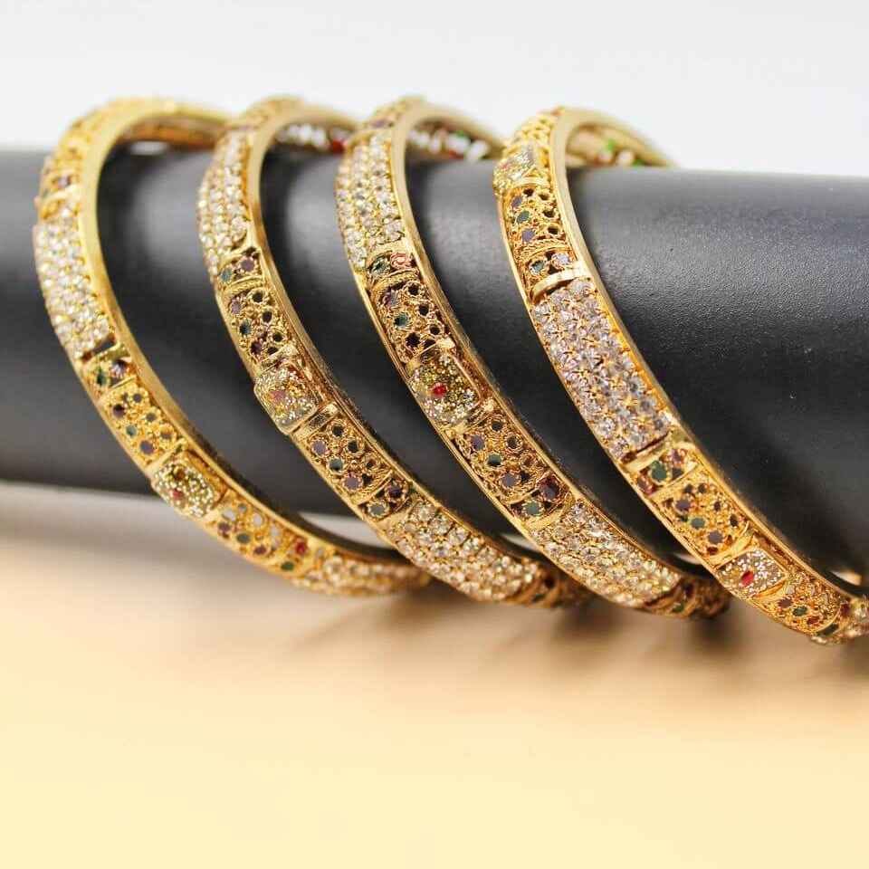 Gold Bangle (1 pair)