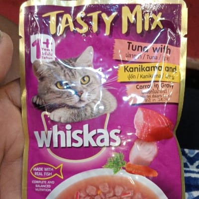 WHISKAS TASTY MIX 1 + CHICKEN WITH kanikama