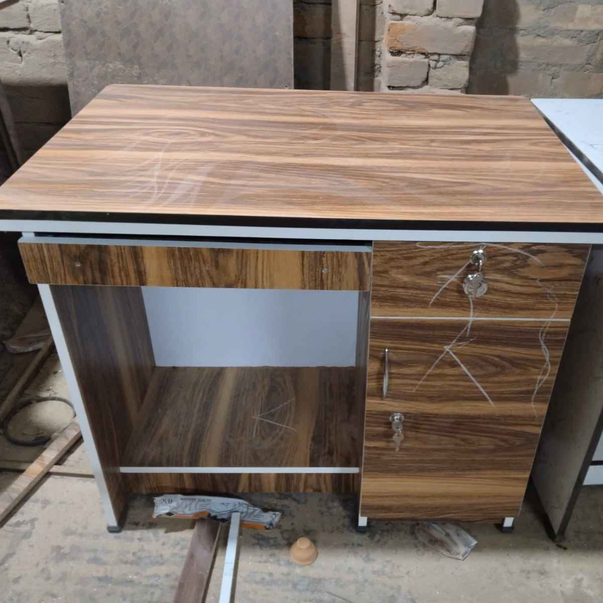 Computer Table 4'*2'