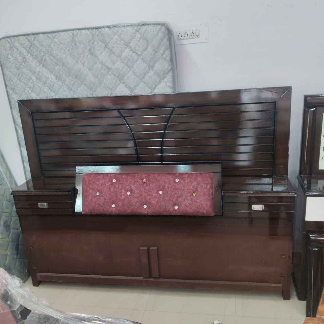 KING SIZE BED 72INCH*75INCH