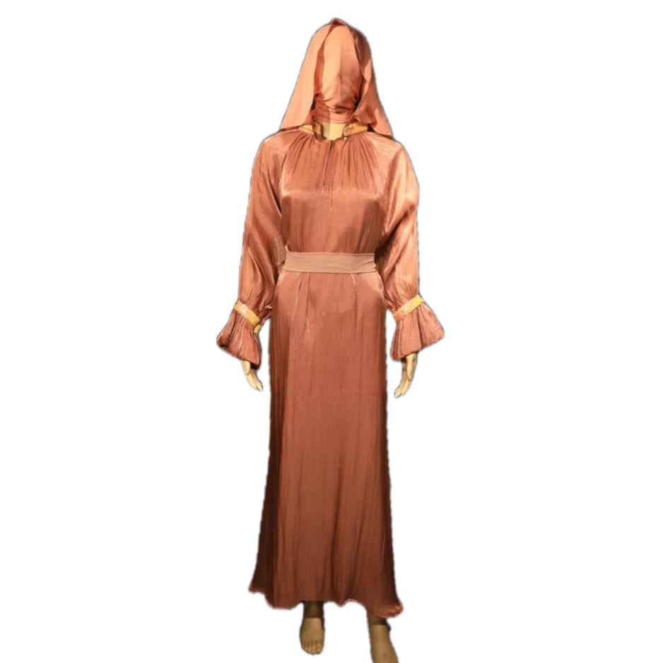 Dubai burkha