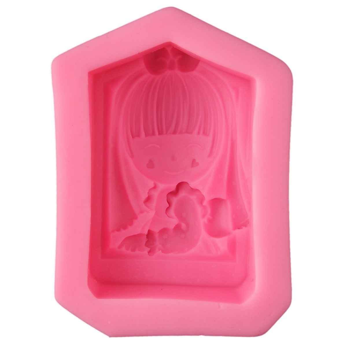 Silicone Mould Cartoon Doll Size 7x9.5x3.5 cm JSF210