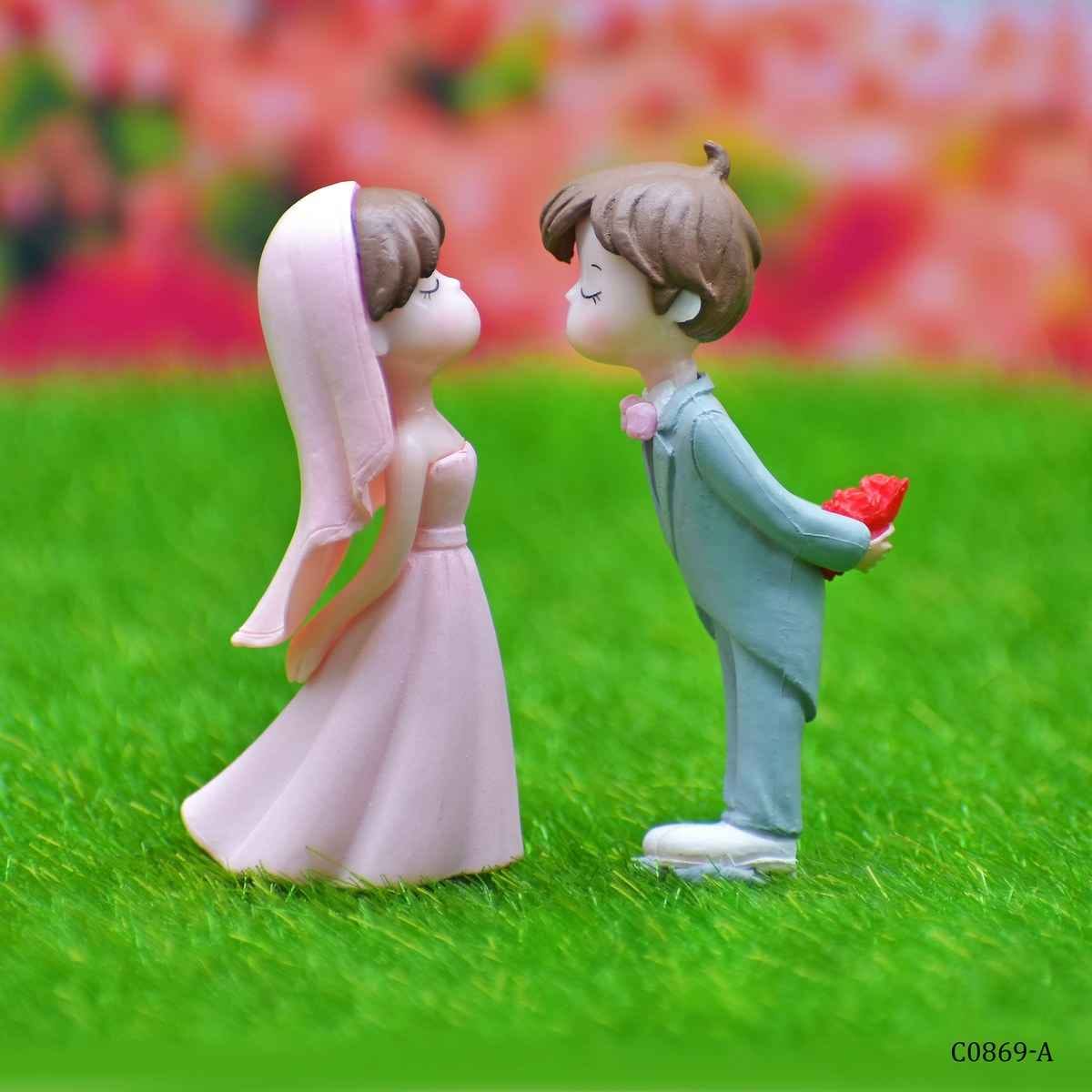 Miniature Model Couple Purpose Set (0869-3/4) C0869-A