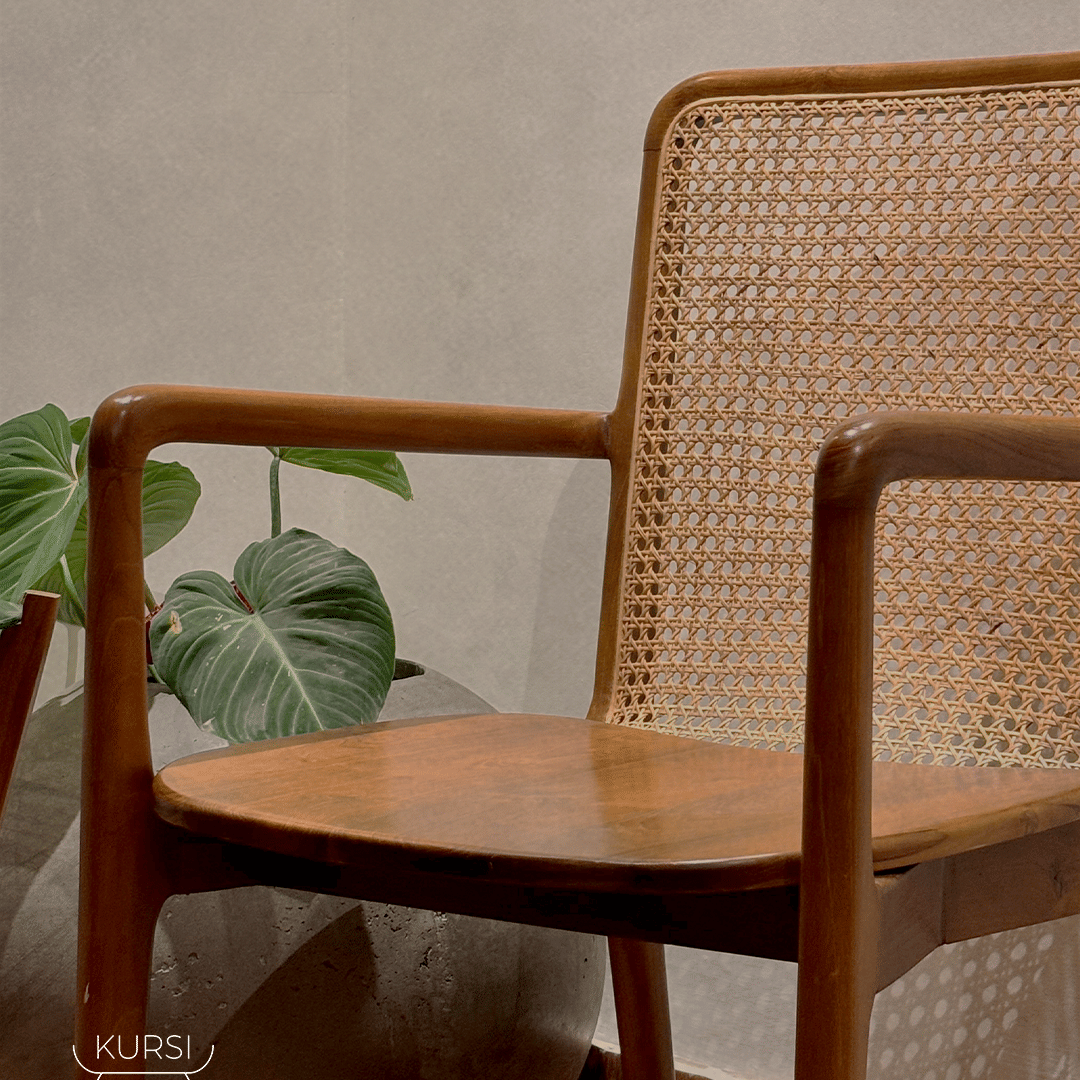 DINING CHAIR -REIA
