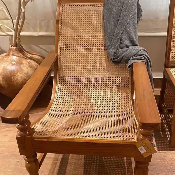 LOUNGE CHAIR -YOSHI