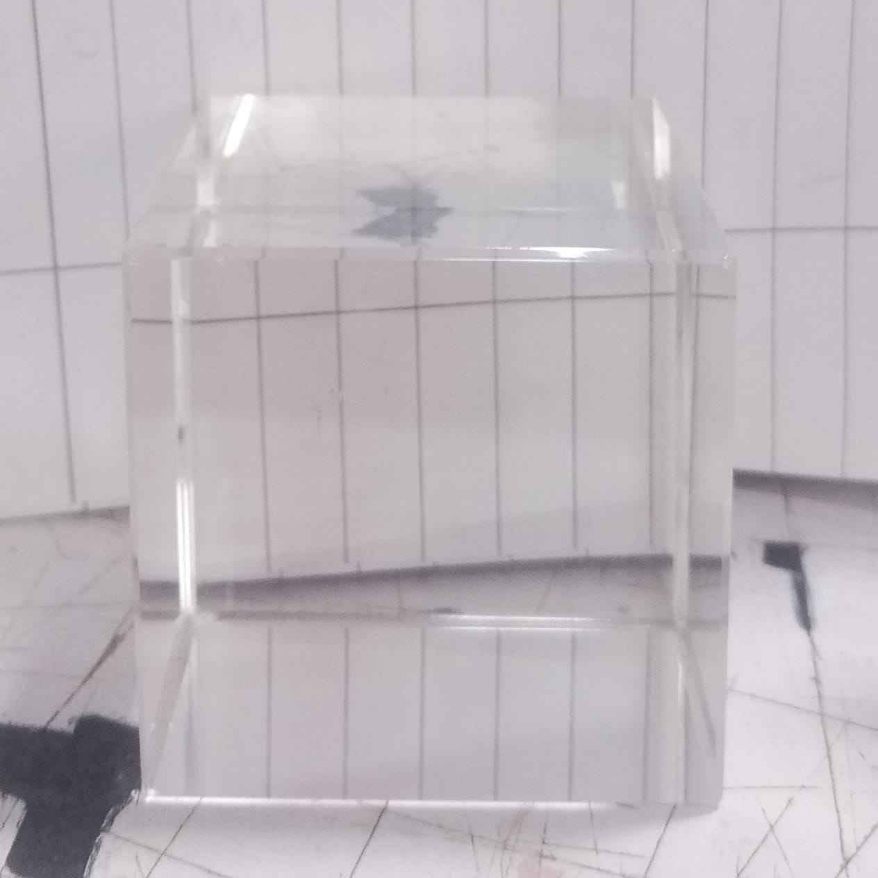 crystal cube 2x2